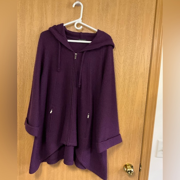 For Cynthia Plum Hooded Cape - Picture 1 of 5